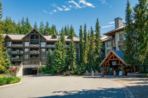 21. Blackcomb Springs 01