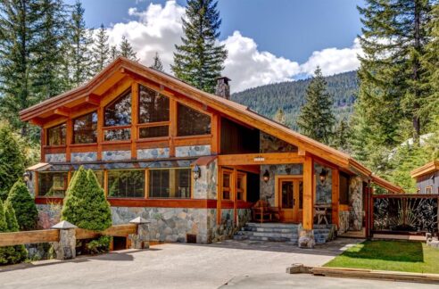 8080 Parkwood Drive for real estate sale by agent Ann Chiasson.