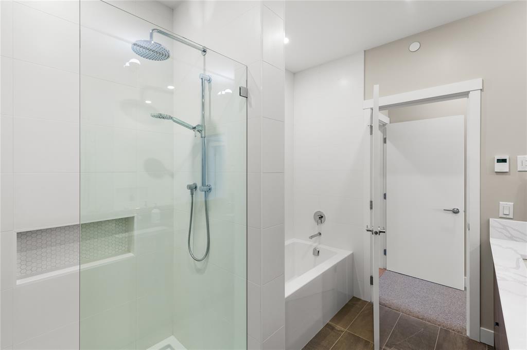 #29 – 4000 Sunstone Way