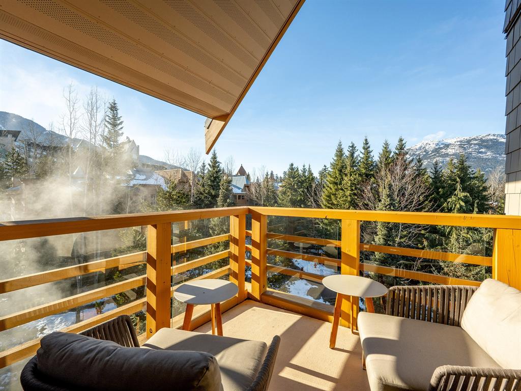 #530/532/534 – 4591 Blackcomb Way