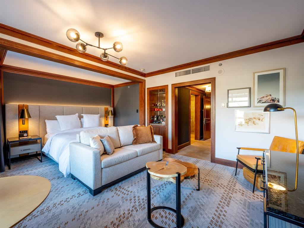 #530/532/534 – 4591 Blackcomb Way