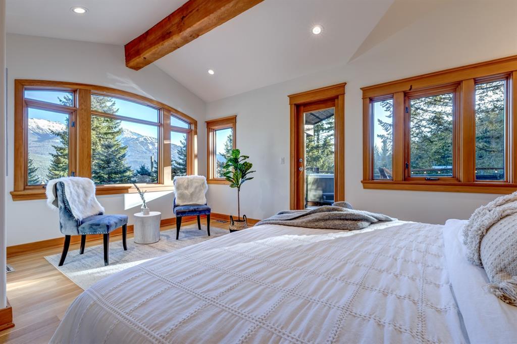 8348 Mountain View Drive