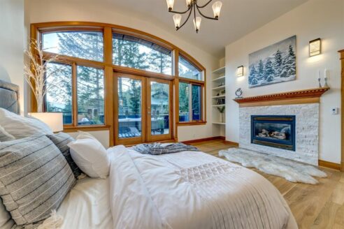 8348 Mtn View Dr interior and exterior views for agent Rob Boyd