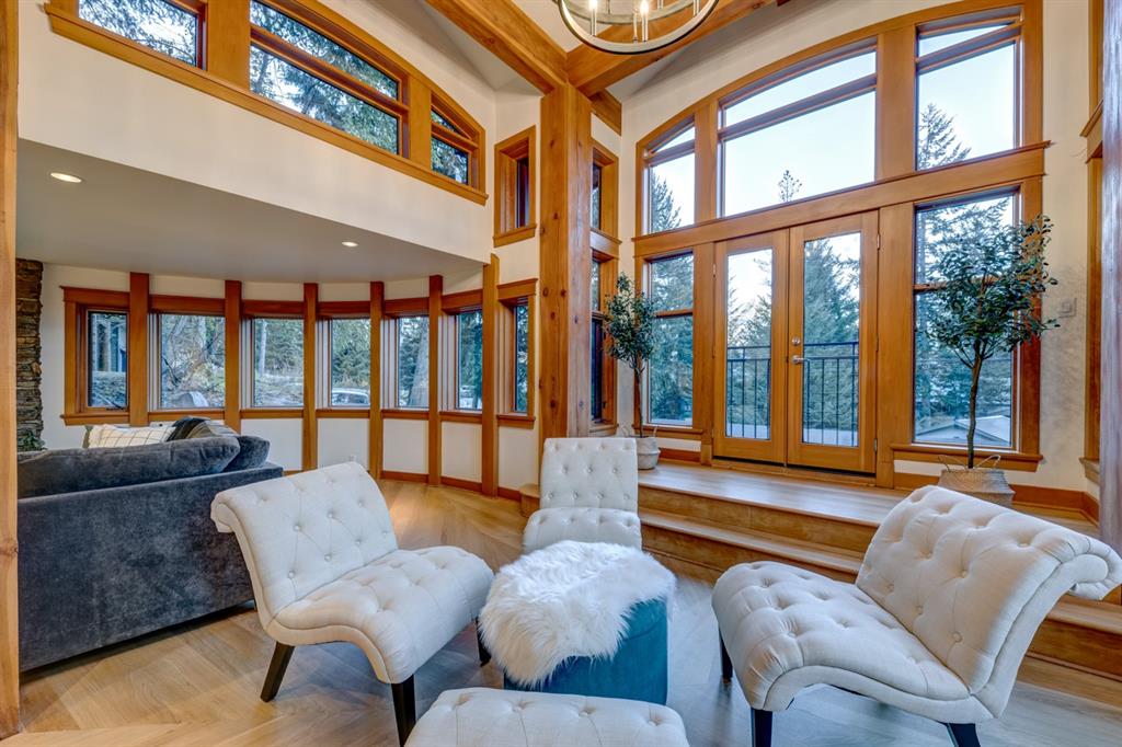 8348 Mountain View Drive