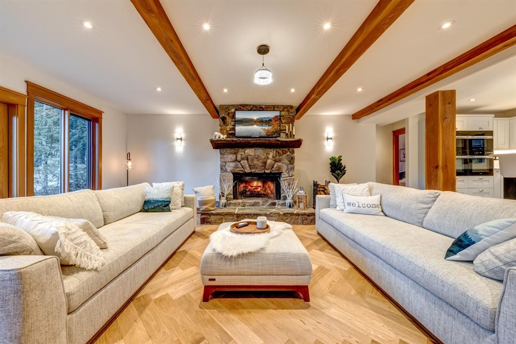 8348 Mountain View Drive