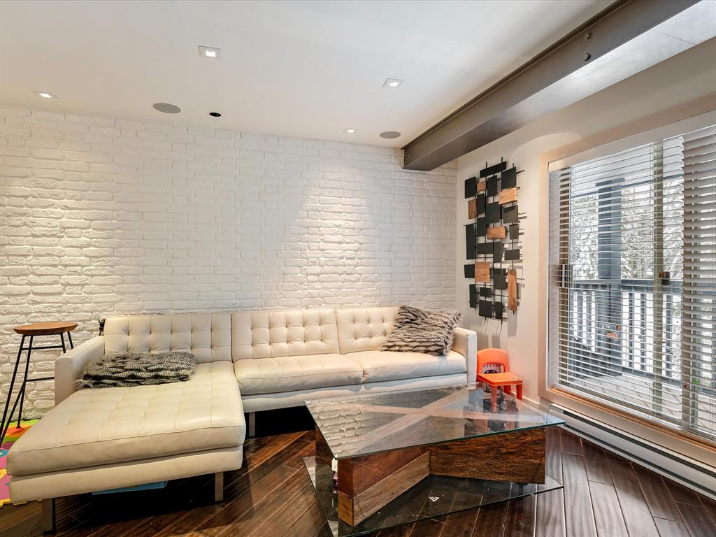 #4 – 3102 Panorama Ridge