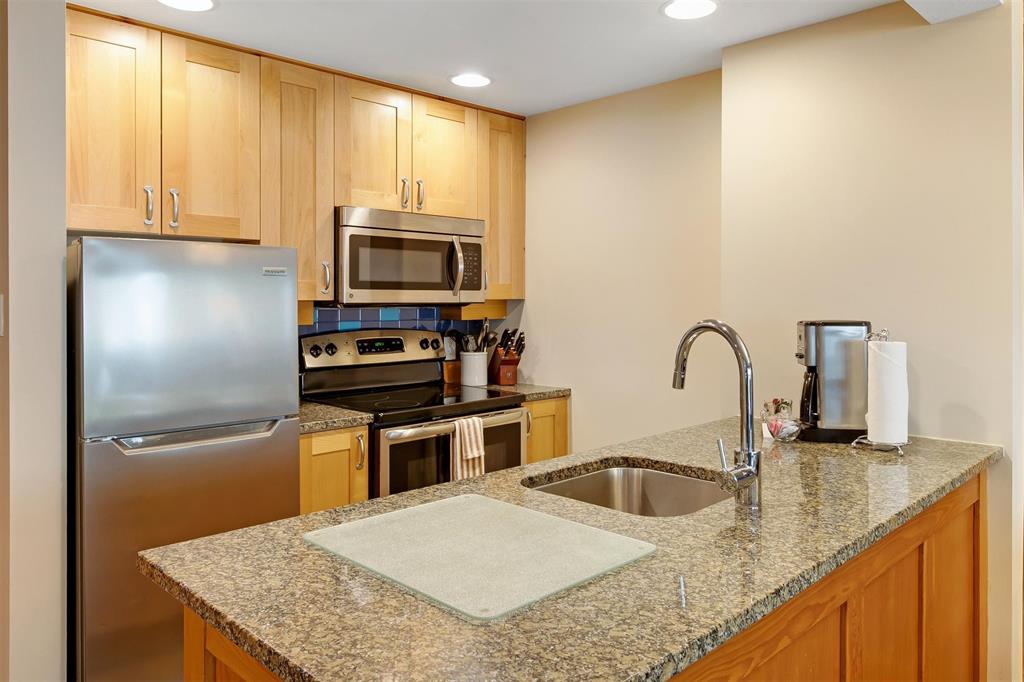 #318C – 2036 London Lane