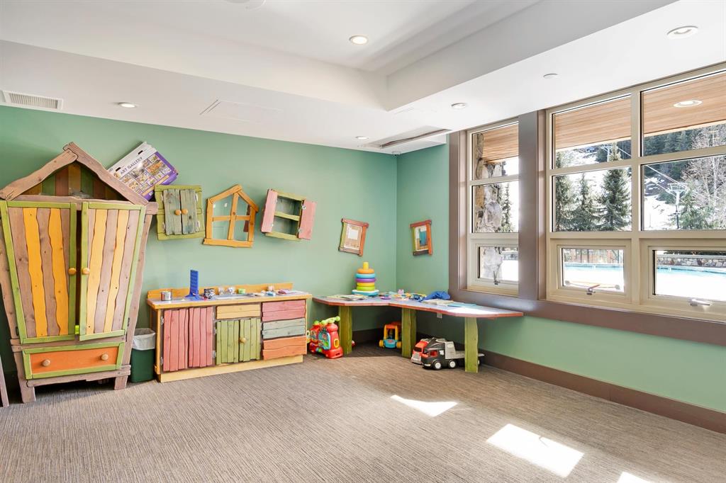 #318C – 2036 London Lane