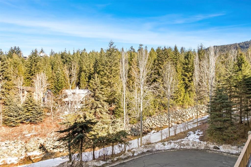 #318C – 2036 London Lane