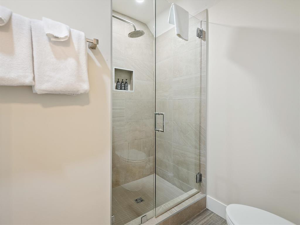 #23 – 4700 Glacier Drive