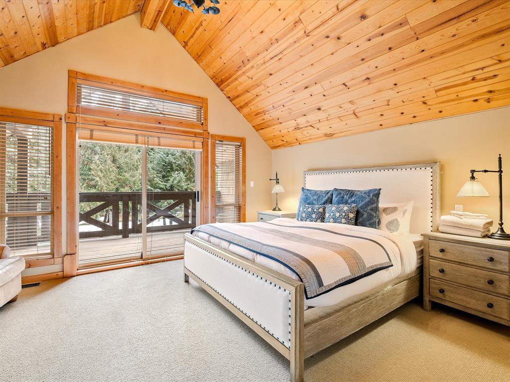 8115 Muirfield Crescent