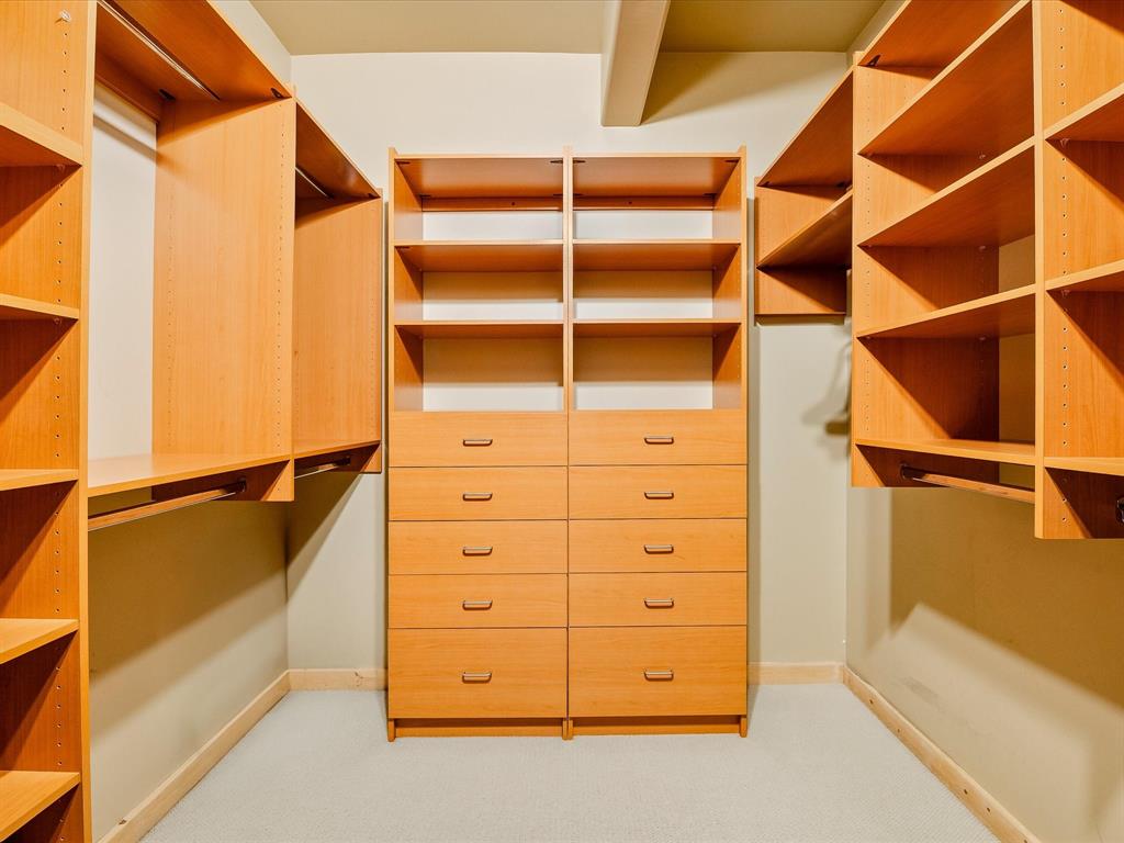 8115 Muirfield Crescent