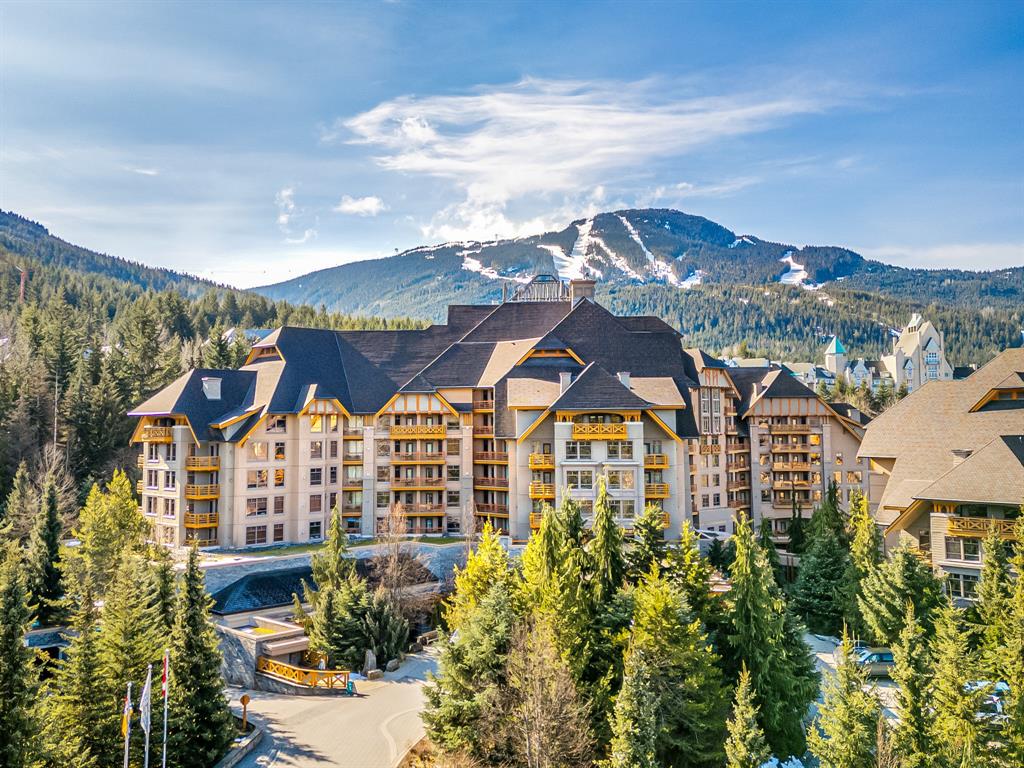 #511/512 – 4591 Blackcomb Way