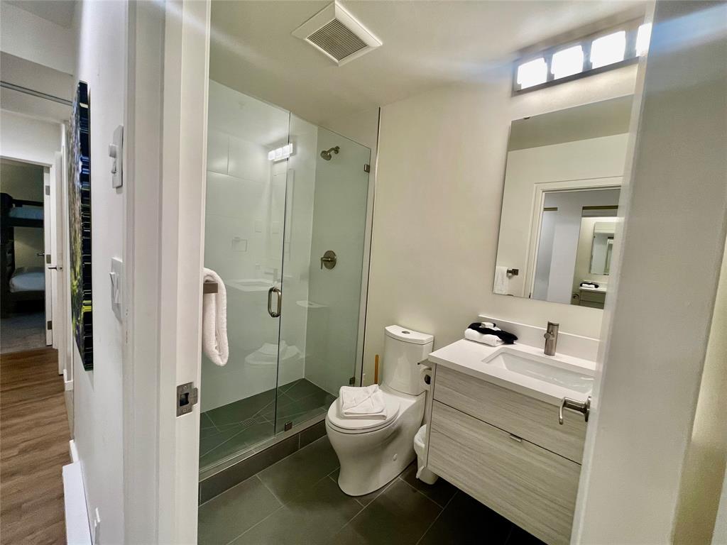 #611 – 4910 Spearhead Place