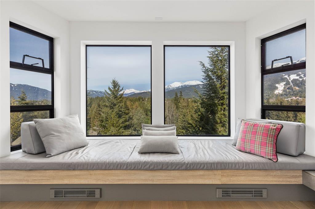 #406 – 3317 Ptarmigan Place