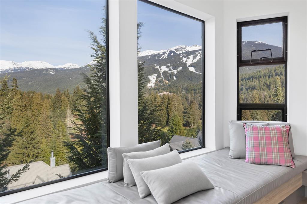 #406 – 3317 Ptarmigan Place