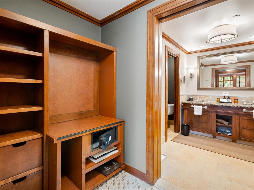 #252 – 4591 Blackcomb Way