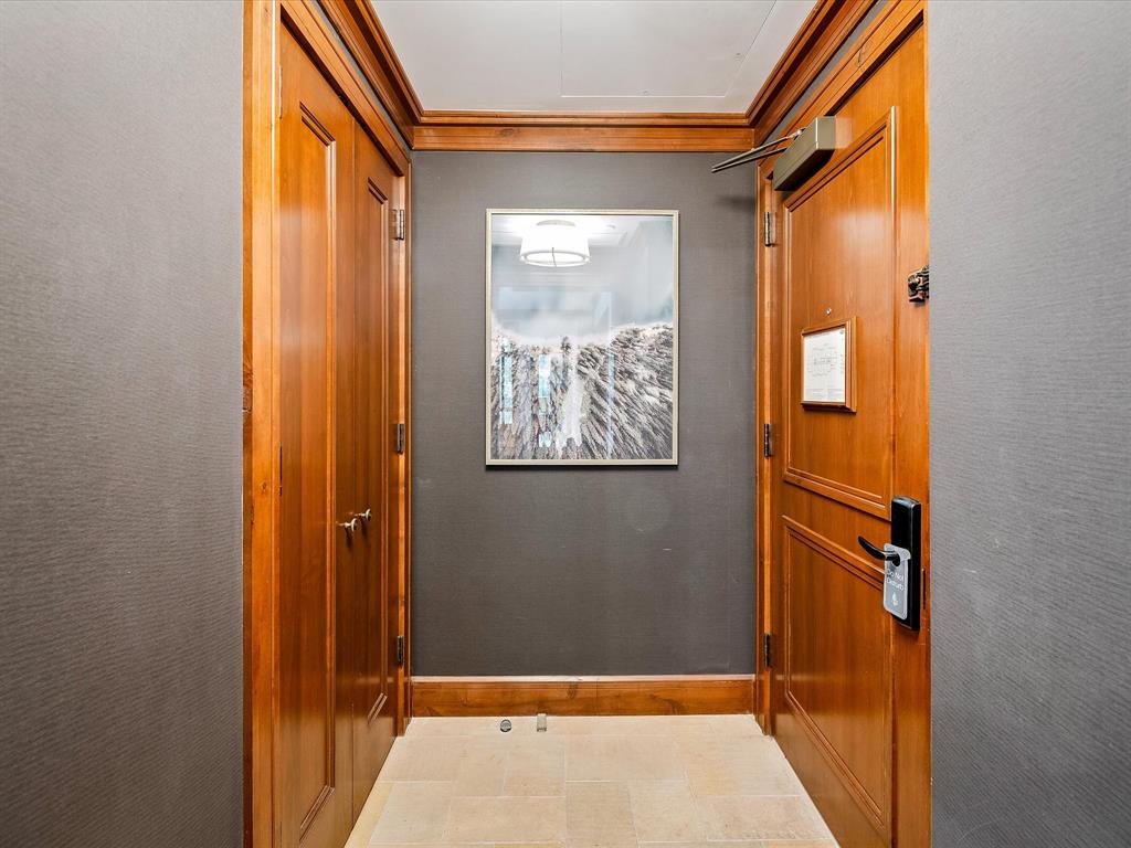 #252 – 4591 Blackcomb Way