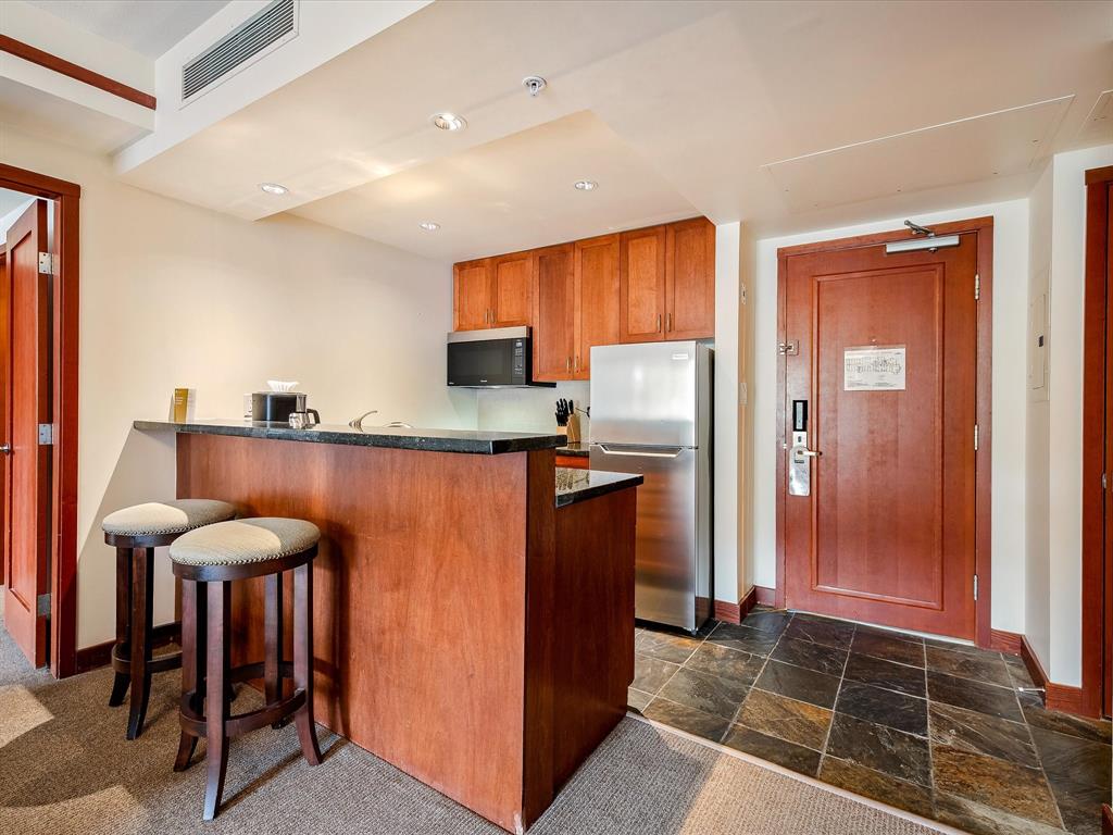 #5515 – 4299 Blackcomb Way