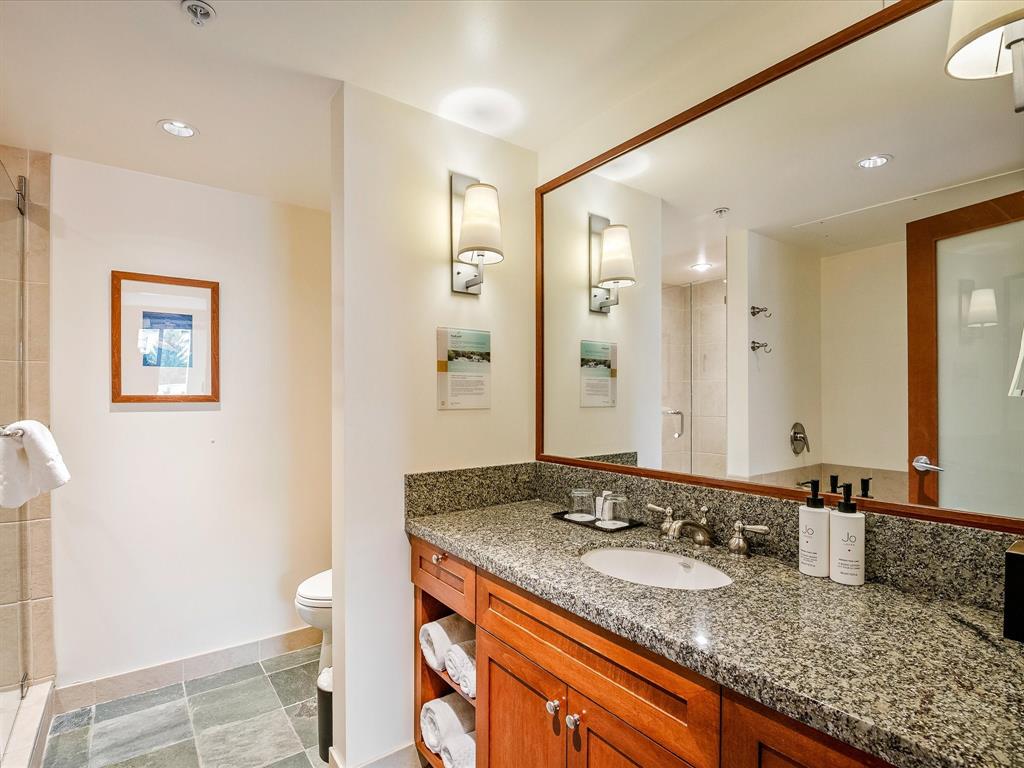 #5515 – 4299 Blackcomb Way