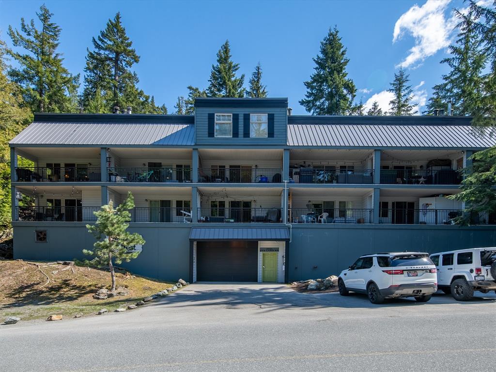 #26 – 2201 Eva Lake Road