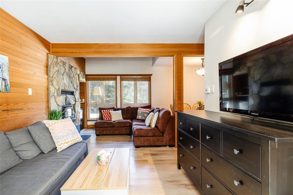 #18 – 6125 Eagle Drive