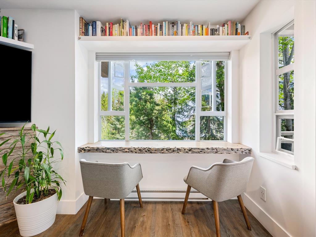 #309 – 4360 Lorimer Road