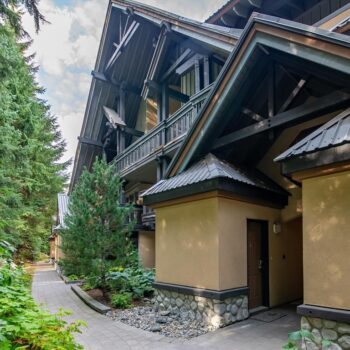 #32 – 4335 Northlands Boulevard