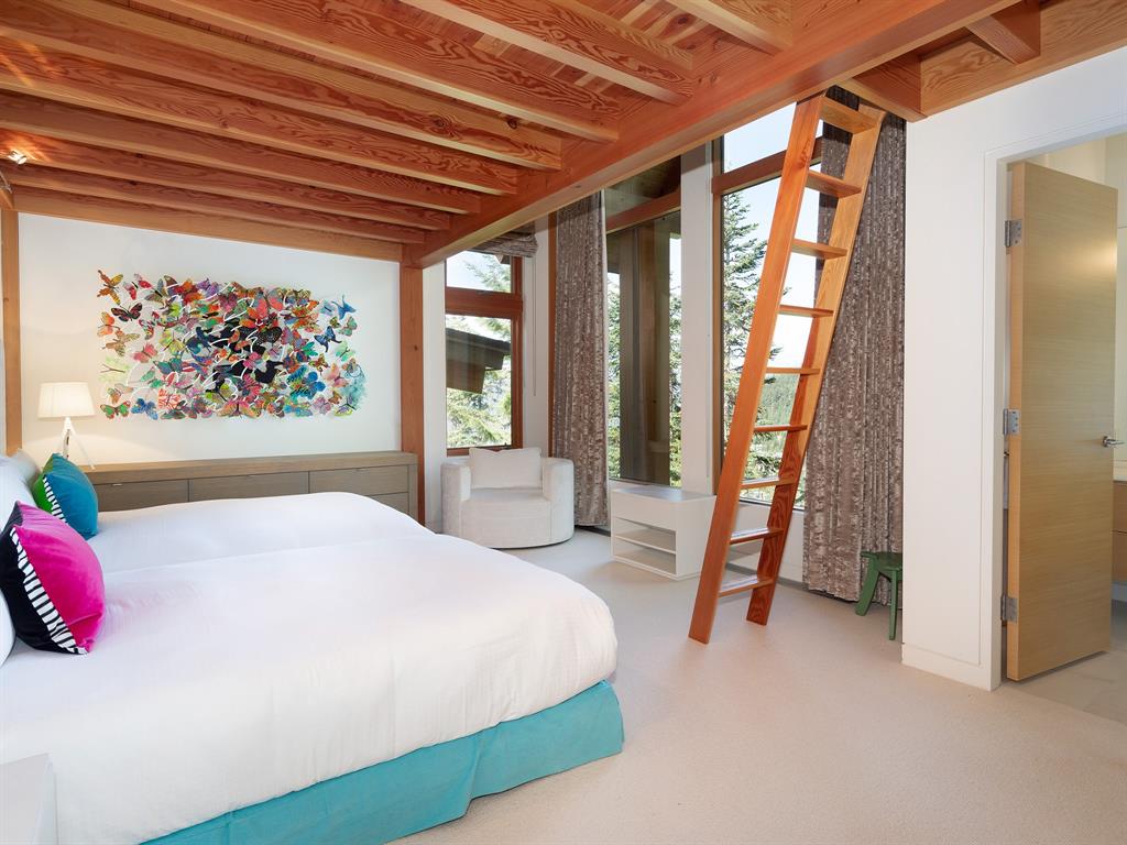 2947 High Point Drive