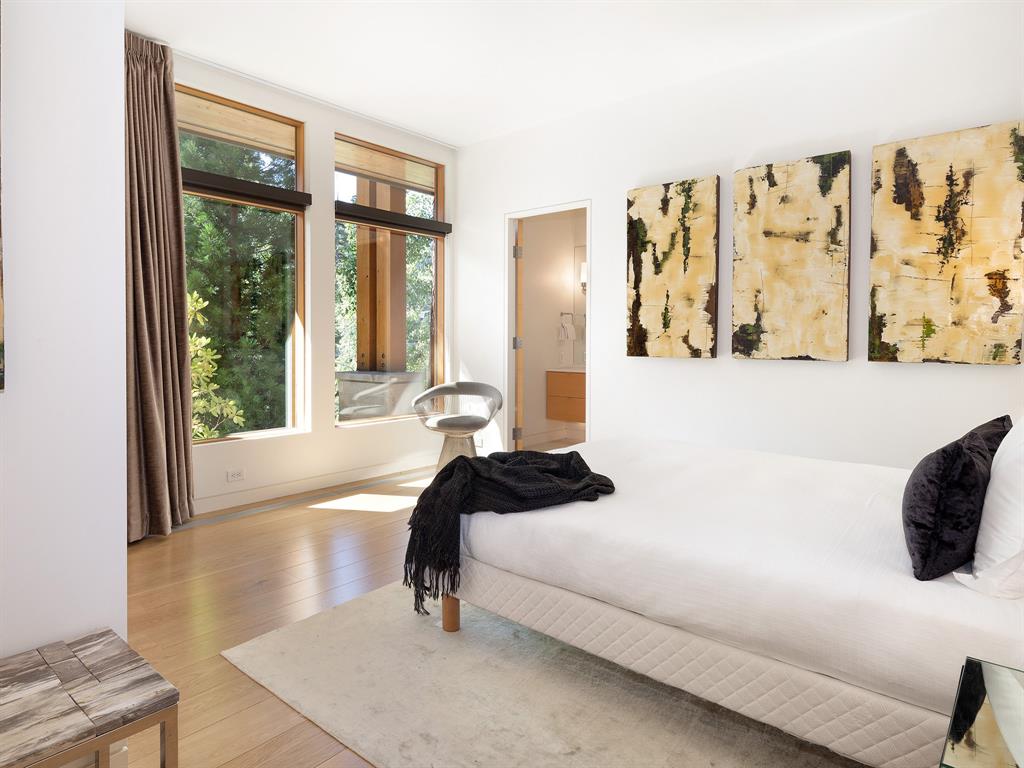 2947 High Point Drive