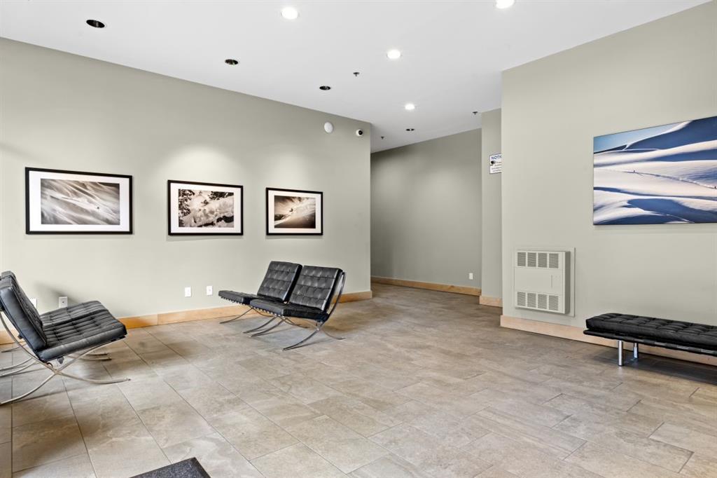 #204 – 4338 Main Street