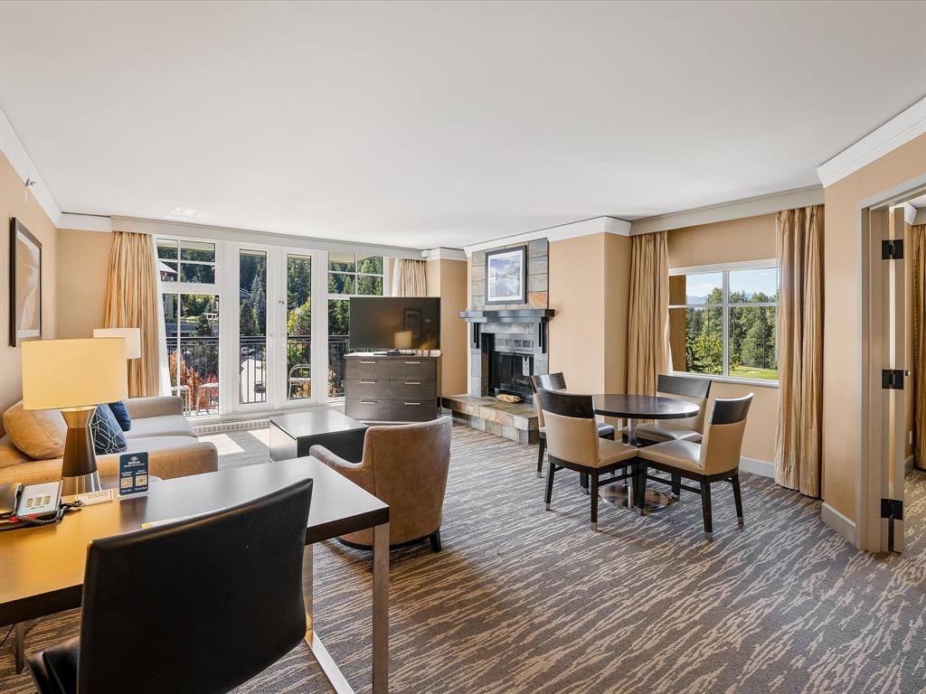 #428/430 – 4050 Whistler Way