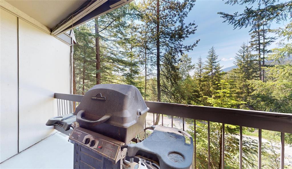 #211 – 2109 Whistler Road