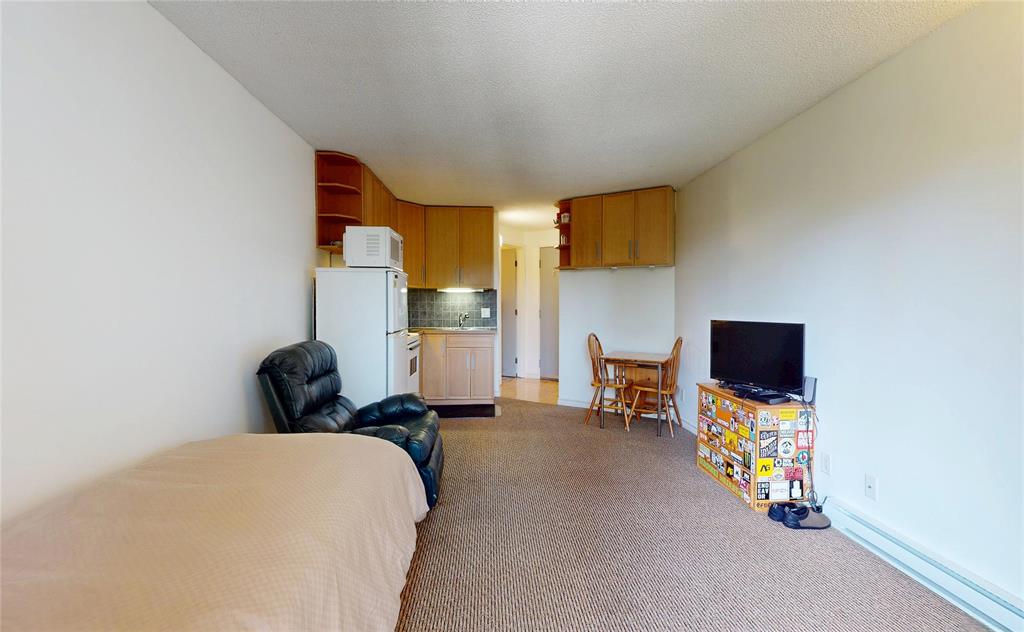 #211 – 2109 Whistler Road