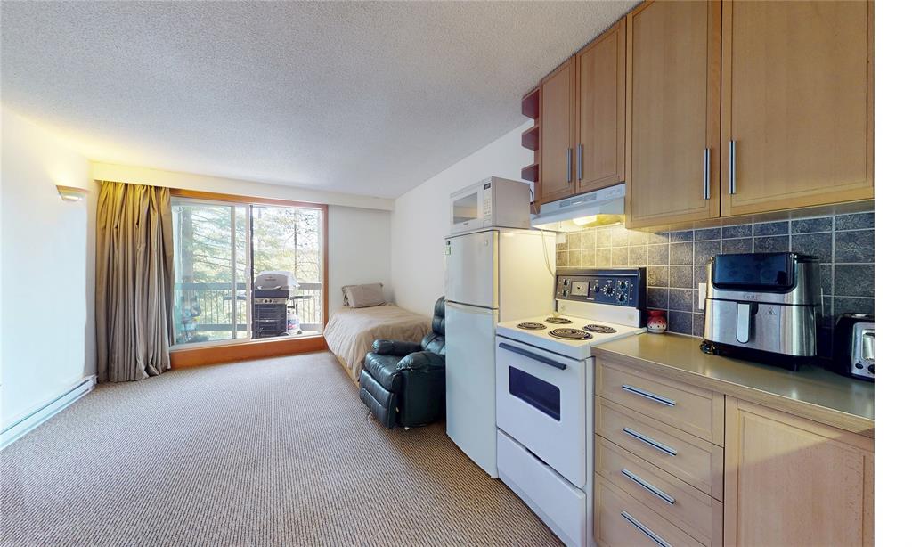 #211 – 2109 Whistler Road