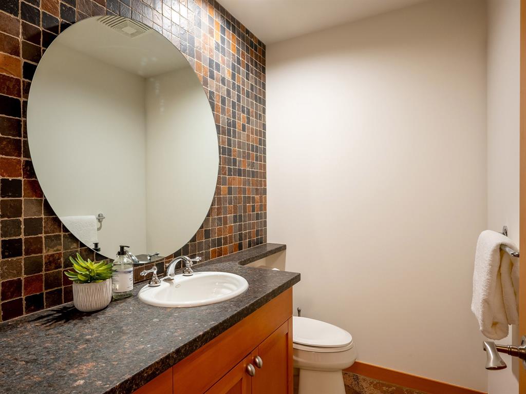 8398 Glen Abbey Lane