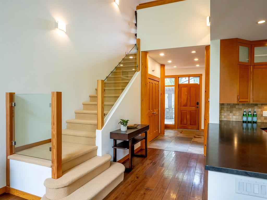 8398 Glen Abbey Lane