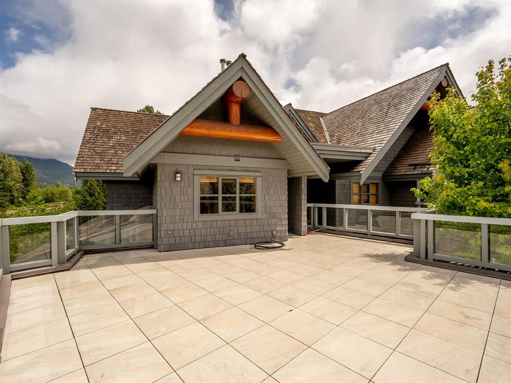 8398 Glen Abbey Lane