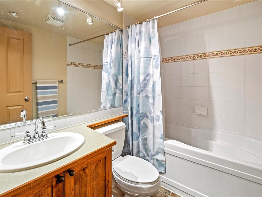 #511 – 4660 Blackcomb Way