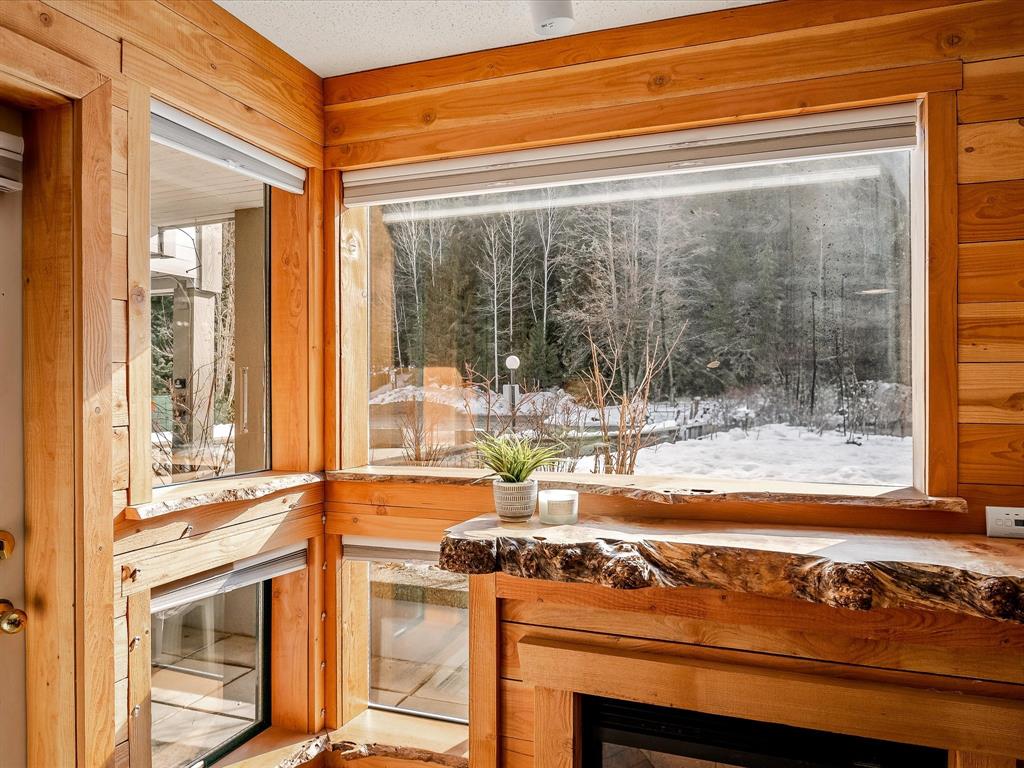 #229 – 4905 Spearhead Drive