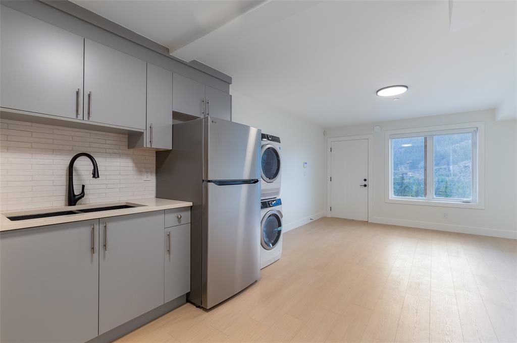 9361 Wedgemount Plateau Drive