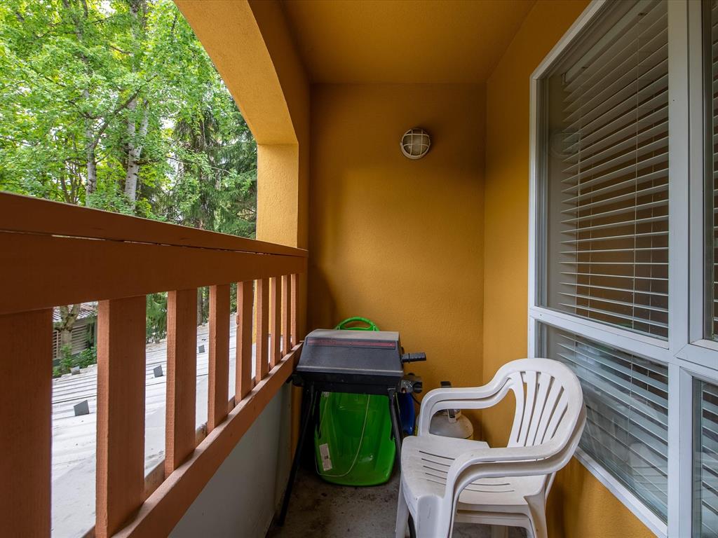 #215 – 4314 Main Street