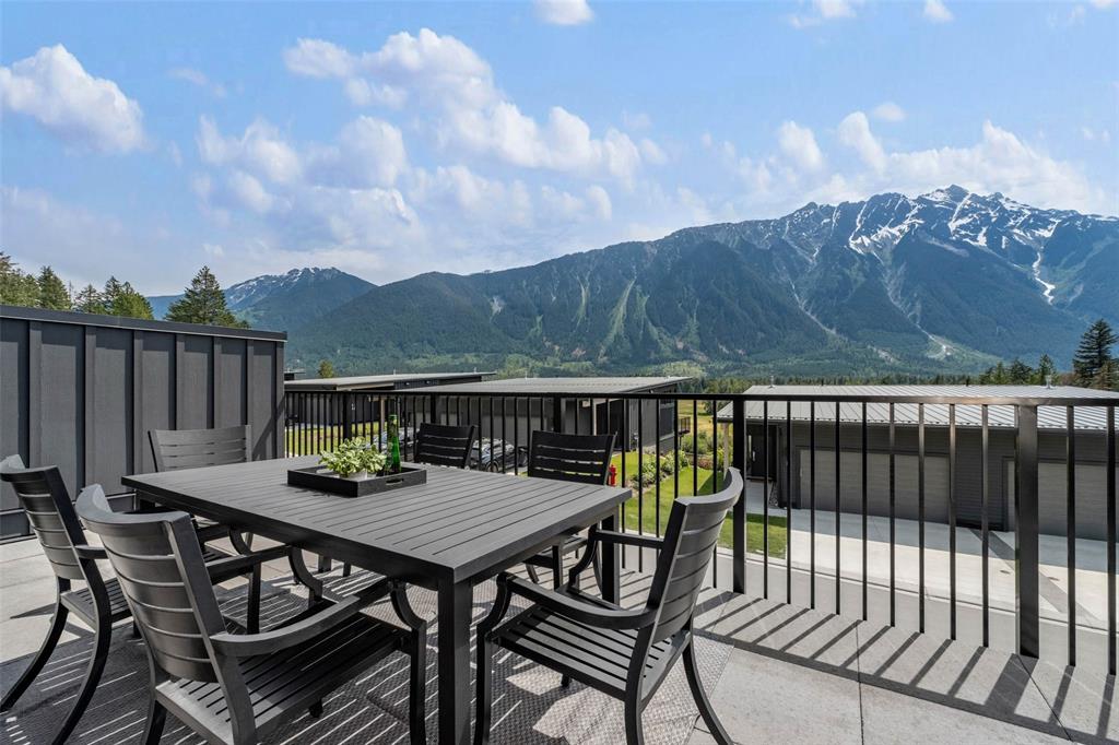 #36 – 4000 Sunstone Way