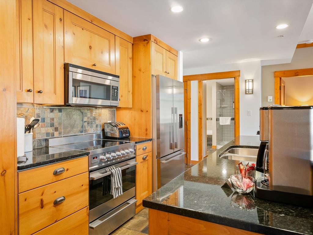 #524 – 2202 Gondola Way