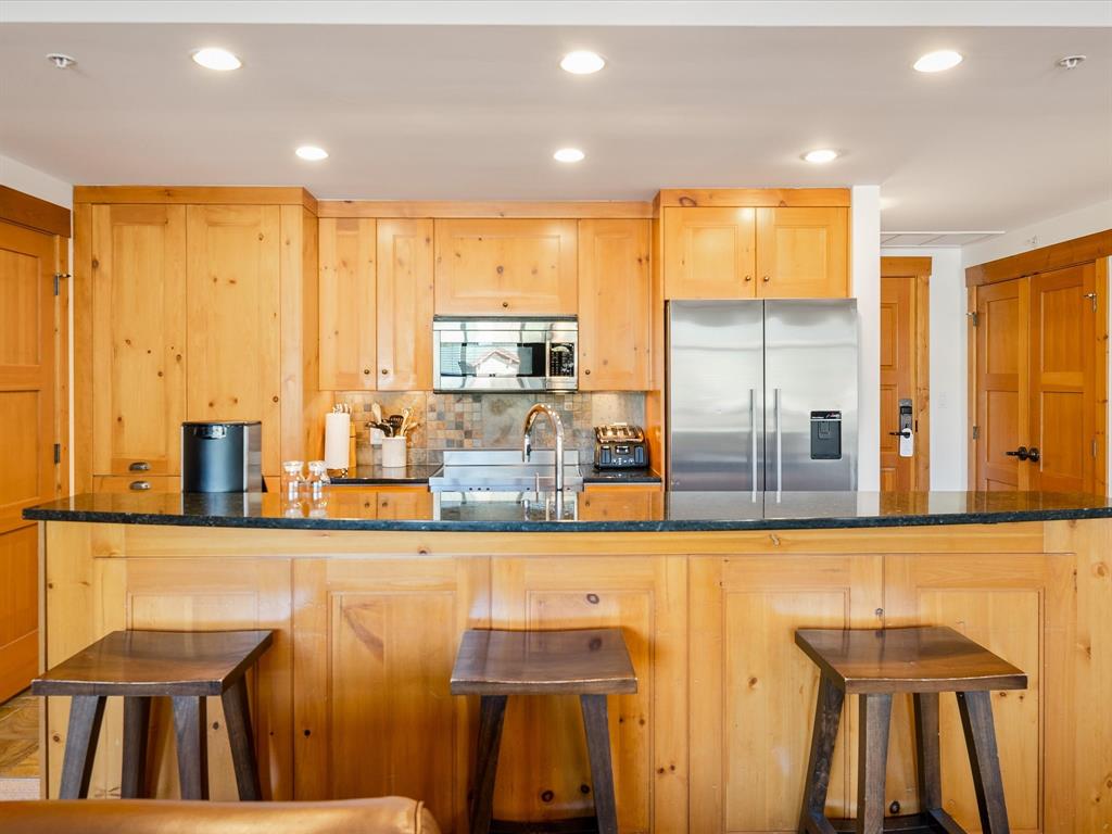 #524 – 2202 Gondola Way