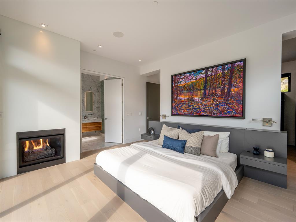 2909 Kadenwood Drive