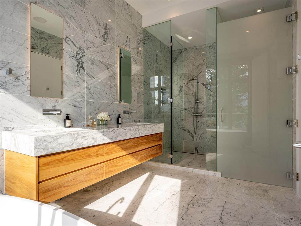 2909 Kadenwood Drive