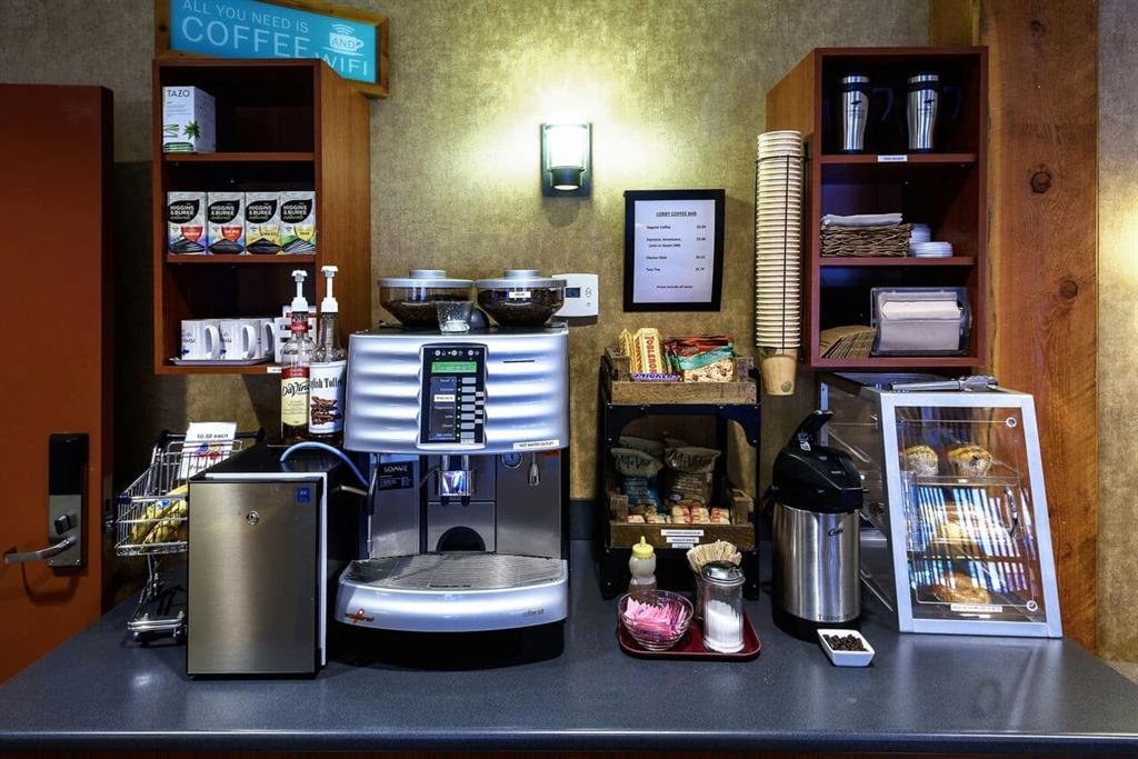 #324 – 1490 Portage Road