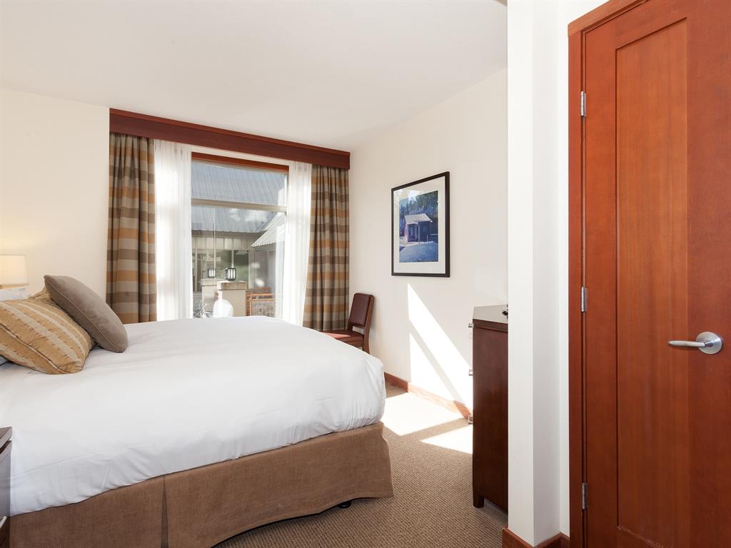 #6613 – 4299 Blackcomb Way