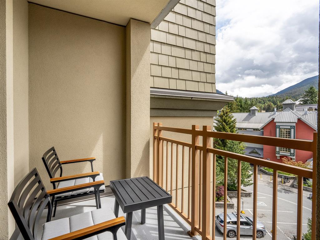 #6613 – 4299 Blackcomb Way